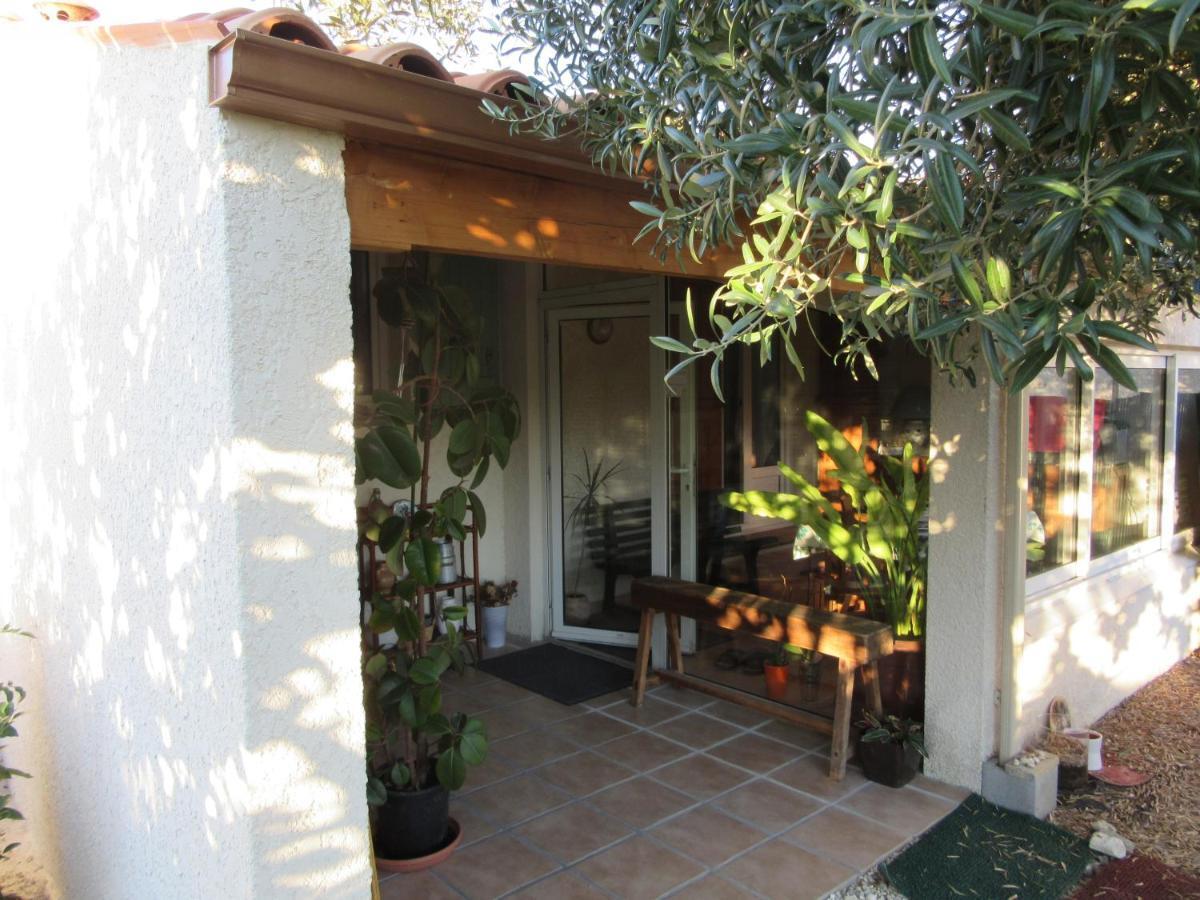 Maranatha Bed & Breakfast Les Gonds Екстериор снимка